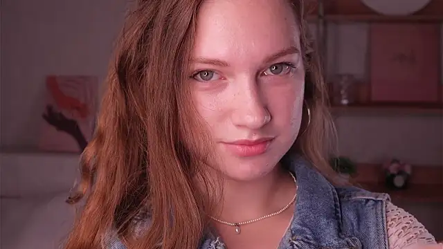 WillowLaigle online show from August 4, 2026, 1:09 am