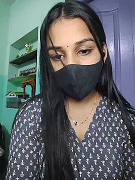 RedWineMathupriya online show from July 8, 2026, 7:40 pm