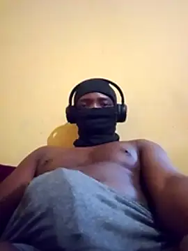MrCum305 online show from August 3, 2026, 7:29 am