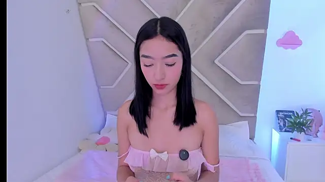 Snapshot of annelisee_ chatting on June 26, 2026, 11:09 pm annelisee online show from June 26, 2026, 11:09 pm