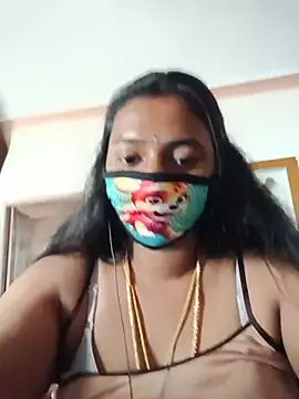 Lexilove01 online show from July 9, 2026, 9:24 am