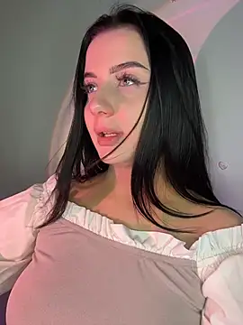 LoBeauty online show from July 8, 2026, 6:23 pm