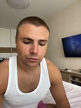 JualinLoqa online show from July 14, 2026, 8:52 am