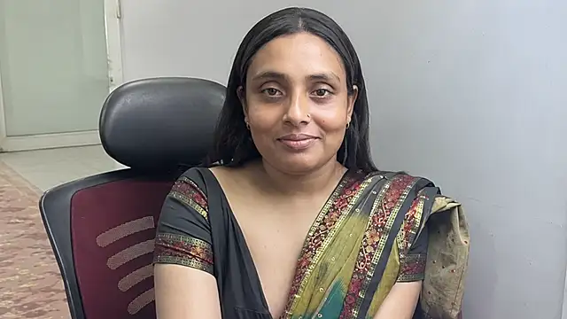 SAmirahha Banu online show from June 26, 2026, 6:34 pm