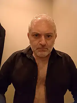 Alessio8000 online show from June 27, 2026, 11:10 pm