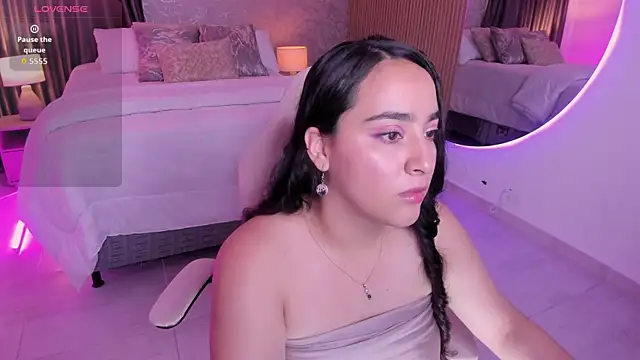 Viiolet rosee online show from July 11, 2026, 7:16 pm