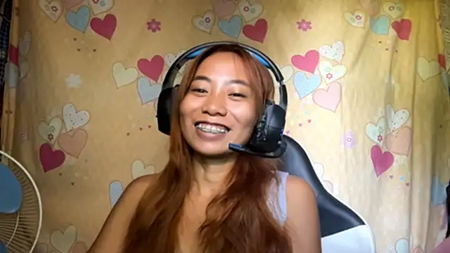 Snapshot of PiaSwida chatting on July 1, 2026, 3:30 am PiaSwida online show from July 1, 2026, 3:30 am