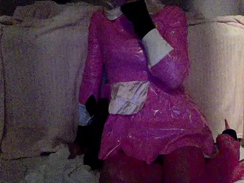 Snapshot of barbiegurl26 chatting on July 18, 2026, 5:17 pm barbiegurl26 online show from July 18, 2026, 5:17 pm