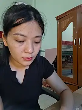 Lyrose 2k online show from July 9, 2026, 8:29 am