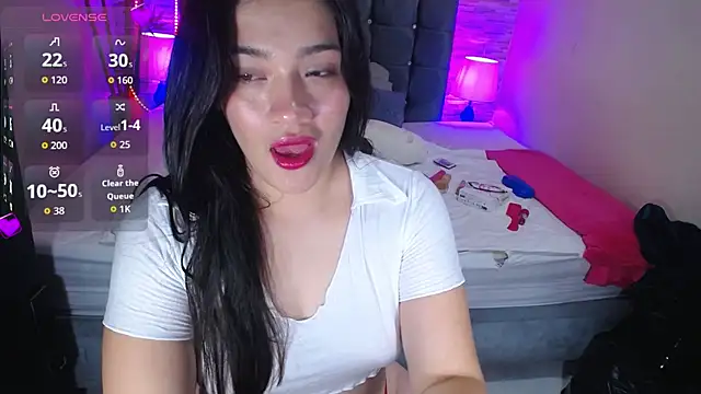 Alison ski22 online show from July 4, 2026, 9:43 pm