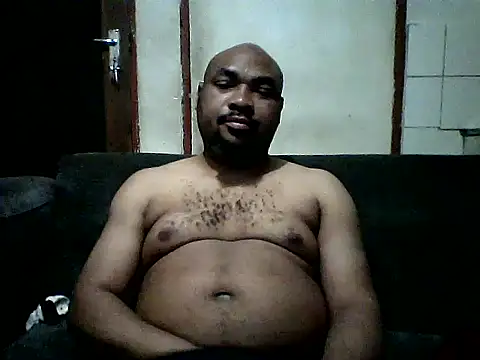 SWEETLEO online show from July 3, 2026, 1:12 am