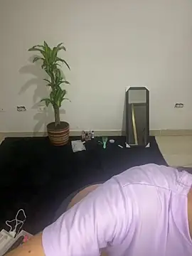 Snapshot of aurorarusso1 chatting on July 15, 2026, 1:55 am aurorarusso1 online show from July 15, 2026, 1:55 am