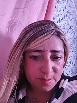 AlexaJonnes online show from August 8, 2026, 12:02 am
