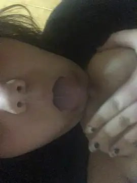 tuputitahot00 online show from July 9, 2026, 10:14 pm