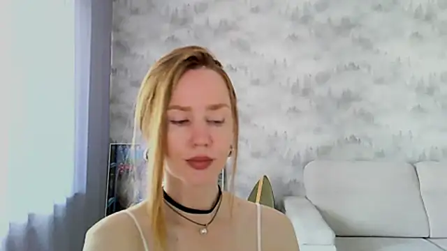 Yourdaisysx online show from July 7, 2026, 11:58 am