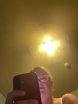 shygirl37 online show from July 18, 2026, 2:38 am