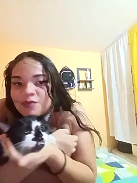 Cristina-Evans online show from July 17, 2026, 4:52 am