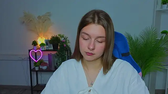 VictoriaCarey online show from July 17, 2026, 7:26 am