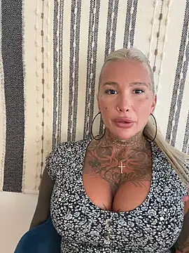 AvaAngelxxitsme online show from July 7, 2026, 6:12 pm