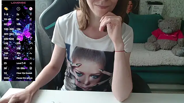   Alisa   online show from July 8, 2026, 11:58 am