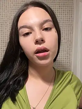 Snapshot of cristinaculona chatting on July 12, 2026, 2:13 am cristinaculona online show from July 12, 2026, 2:13 am