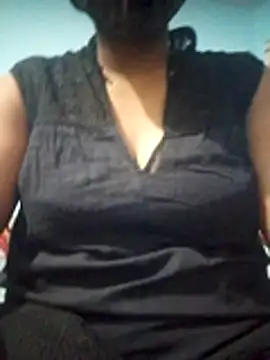Snapshot of Cute_kanchan chatting on July 13, 2026, 6:27 am Cute kanchan online show from July 13, 2026, 6:27 am
