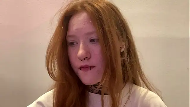 Snapshot of ThomasinaBrasser chatting on July 15, 2026, 11:04 am ThomasinaBrasser online show from July 15, 2026, 11:04 am