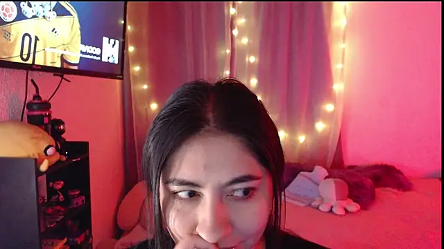 Snapshot of withtdahbutnotruined chatting on July 9, 2026, 3:43 am withtdahbutnotruined online show from July 9, 2026, 3:43 am
