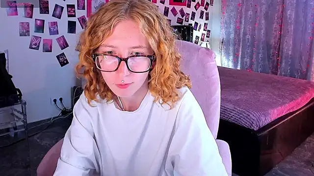 TerriaReed online show from July 23, 2026, 10:57 am