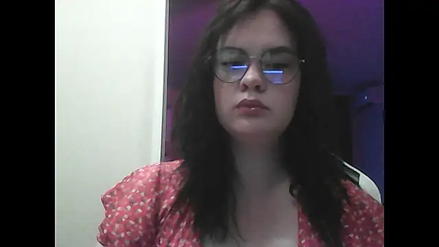 AdelinaVirelle online show from July 13, 2026, 8:11 pm