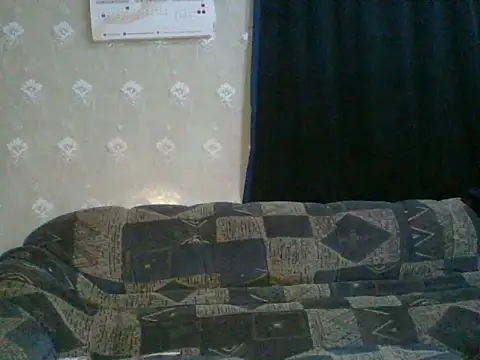 Slimmhottie254 online show from July 15, 2026, 4:23 pm