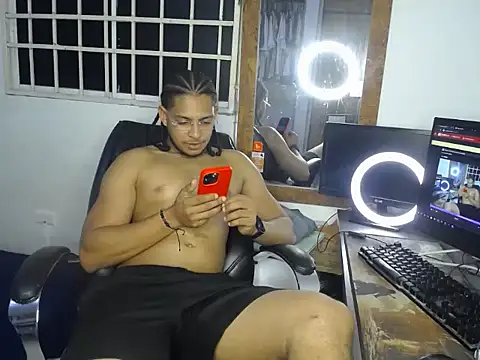 juanrouse online show from July 13, 2026, 4:26 am