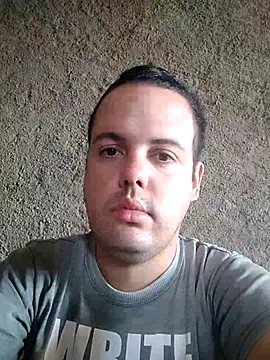 Snapshot of Masterfeett chatting on July 13, 2026, 5:38 pm Masterfeett online show from July 13, 2026, 5:38 pm