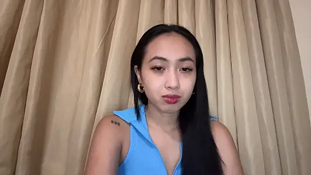 RisaBongartz online show from July 13, 2026, 5:43 am