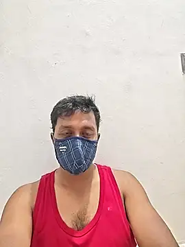 Nilanlove online show from July 14, 2026, 4:13 pm