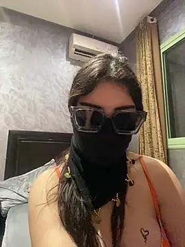 DODOBARBI online show from July 13, 2026, 8:00 pm