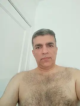 Snapshot of MatureHairyGuy chatting on July 13, 2026, 6:11 pm MatureHairyGuy online show from July 13, 2026, 6:11 pm