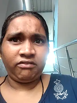 RiyaHot online show from July 15, 2026, 12:10 pm