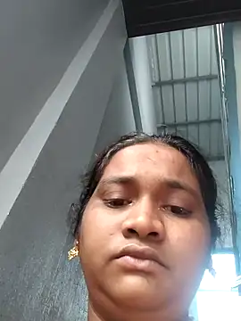RiyaHot online show from July 16, 2026, 1:22 am