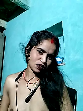 Snapshot of Simran_Love143 chatting on July 21, 2026, 3:36 pm Simran Love143 online show from July 21, 2026, 3:36 pm