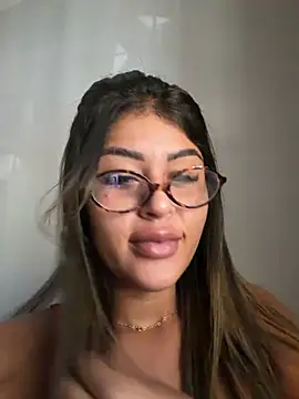 japinhamorenaaa online show from July 17, 2026, 6:46 pm