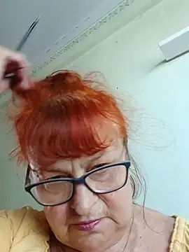 Moodberry400 online show from July 20, 2026, 2:41 pm