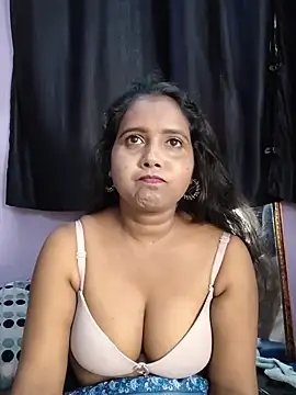 Snapshot of hornykhushi321 chatting on July 24, 2026, 3:04 am hornykhushi321 online show from July 24, 2026, 3:04 am