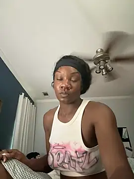 therealgiabenj online show from July 20, 2026, 6:54 pm
