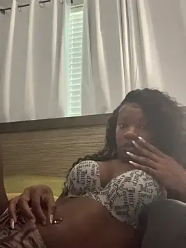 therealgiabenj online show from July 21, 2026, 12:40 pm