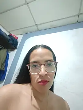 KatalinaF online show from August 10, 2026, 3:32 am