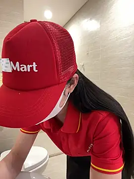 Katy Bae online show from March 15, 2026, 7:58 am