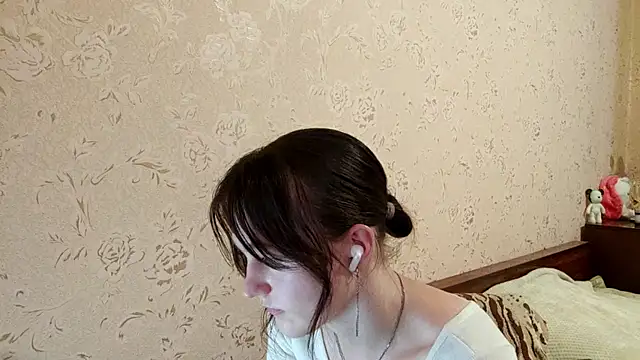 ShanPietig online show from July 28, 2026, 4:39 pm