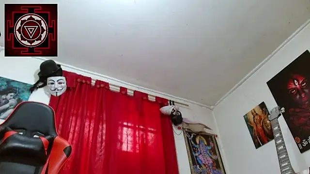 Amanda Valeska online show from December 21, 2025, 4:58 pm