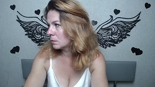 Snapshot of ZheniaNikrasova chatting on July 23, 2026, 1:20 pm ZheniaNikrasova online show from July 23, 2026, 1:20 pm